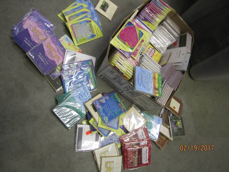 Huge lot of magnets and more, most ...