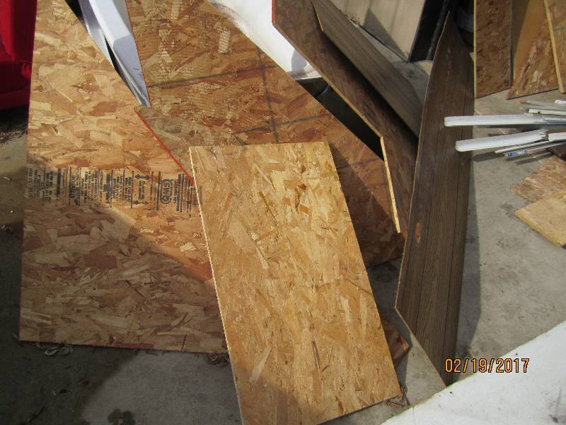 Large lot of OSB board pieces, Trim...