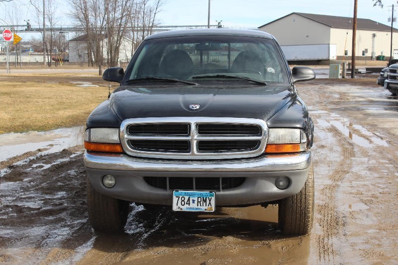 lot 1338 image: 1997 Dodge Dakota Extended Cab 4x4 5.2l V8