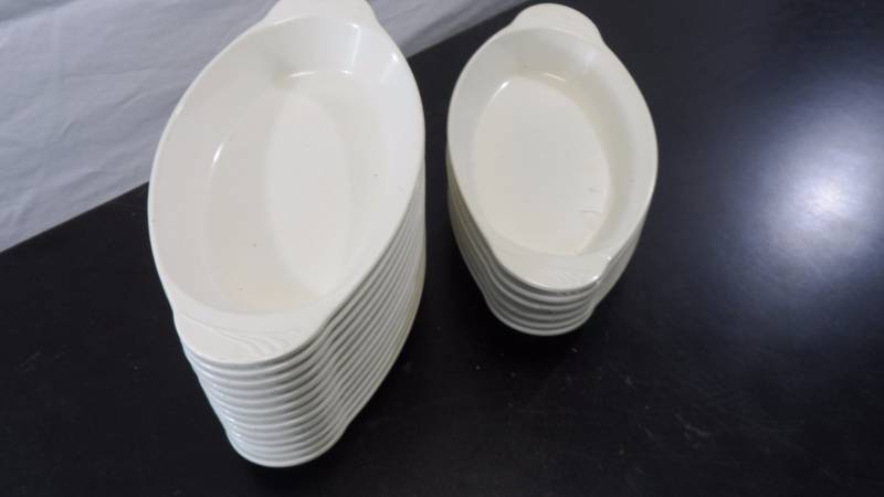 19 Prolone Oval Platters