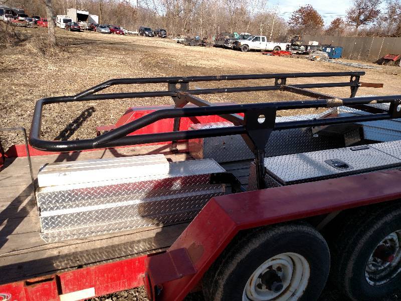 lot 4 image: 12 Pipe Rack, Fits Full Size Picku...
