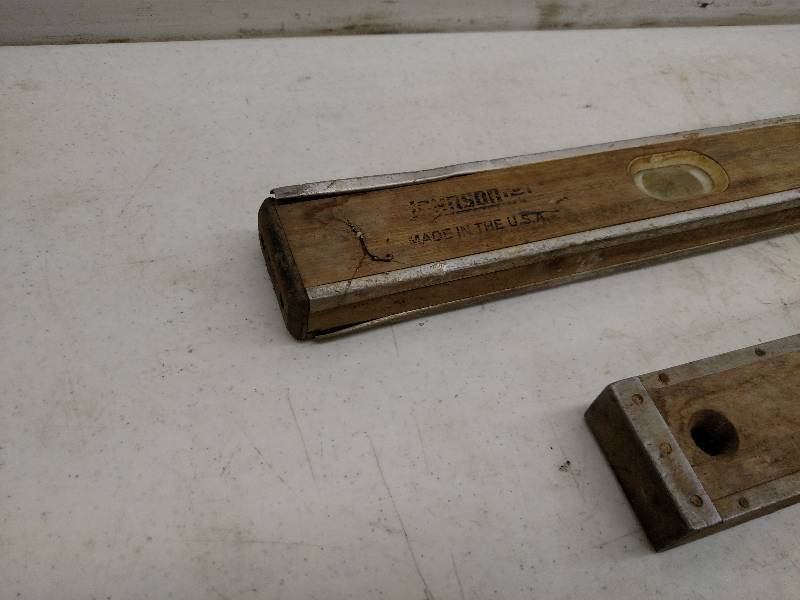 lot 92 image: (2) Wooden Levels, 48 & 42...