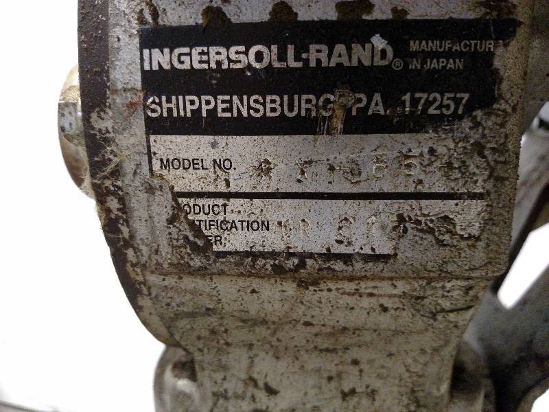 lot 27 image: Ingersol Rand RX-65 Compactor, Hond...