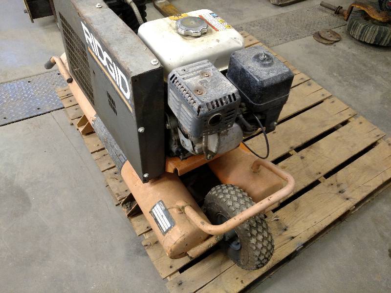 lot 30 image: Ridgid Air Compressor, 5.5 hp. Hond...