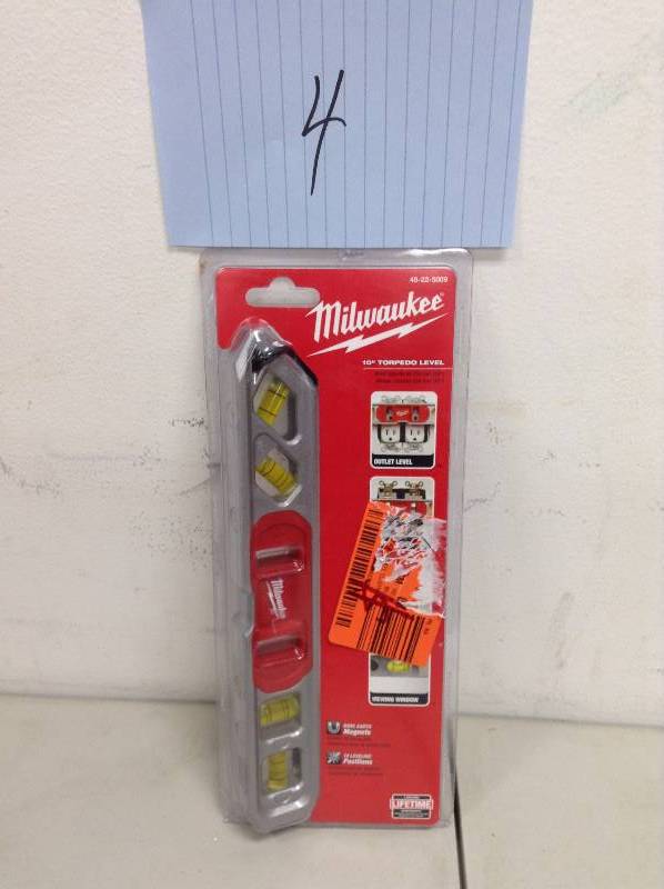 Milwaukee 10 Torpedo Level 48-22-5009