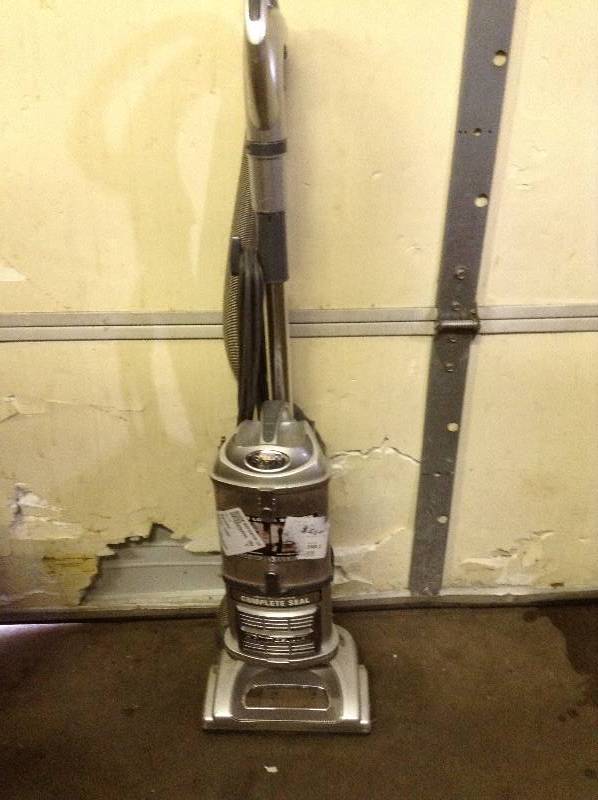 Shark Vacuum used in working condition