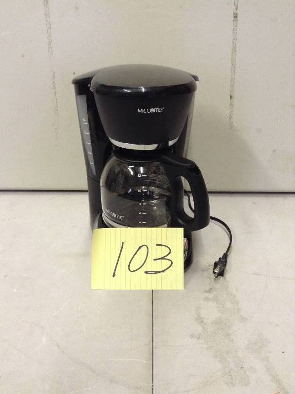 Mr Coffee 12 Cup Programmable Coffeee Maker used in very good Condition