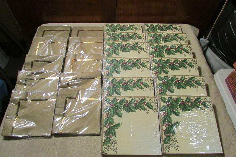 2 Cases of Dinner Napkins