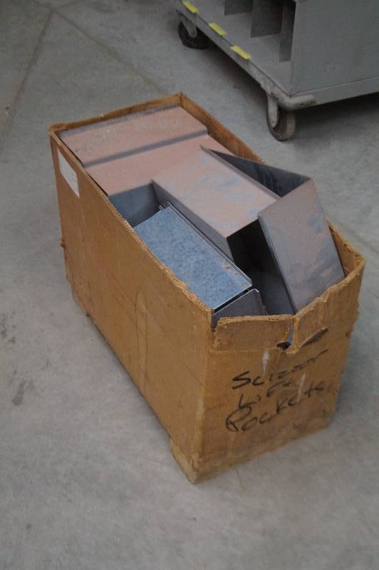 Scissor Lift Pockets