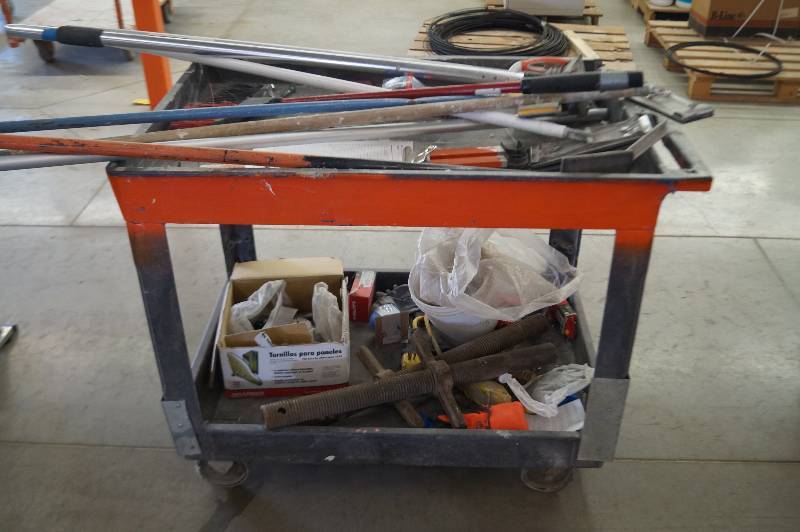 Cart w Sanding Poles, Screws & More