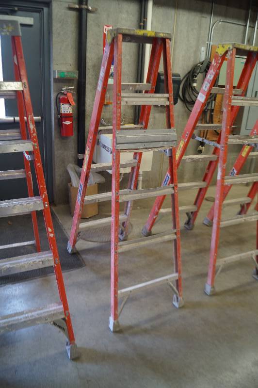 Step Ladder