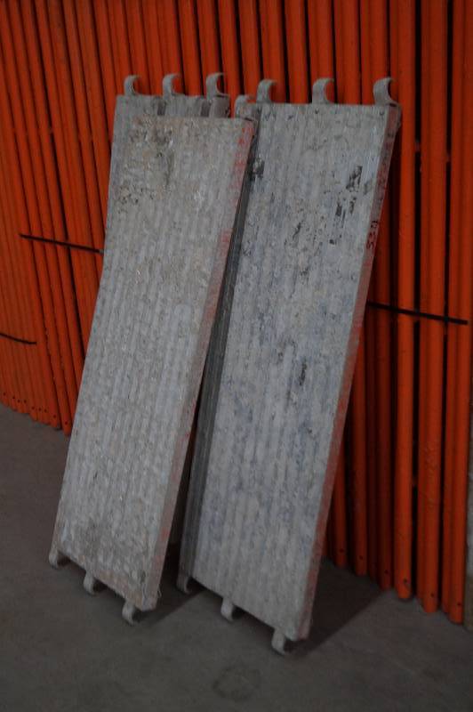 5 Aluminum Planks