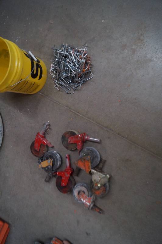 Round Tube Casters