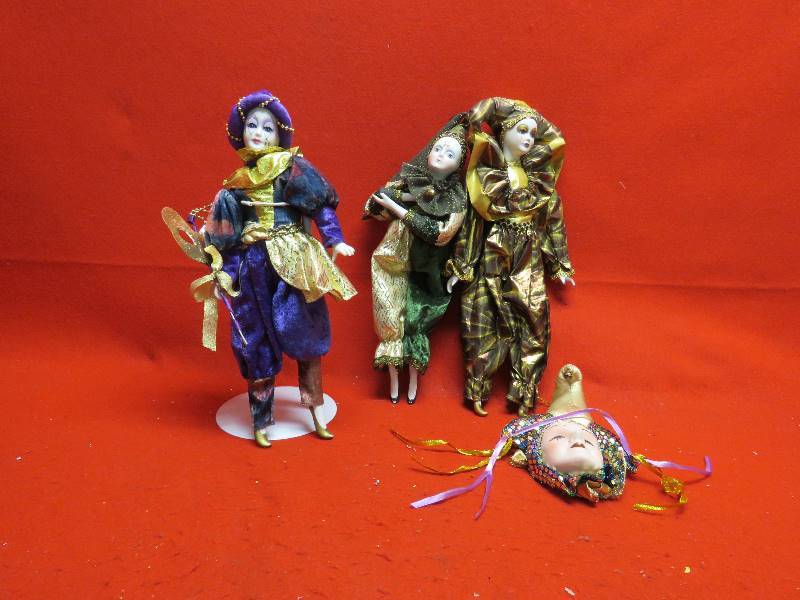 Collectible Clown Dolls