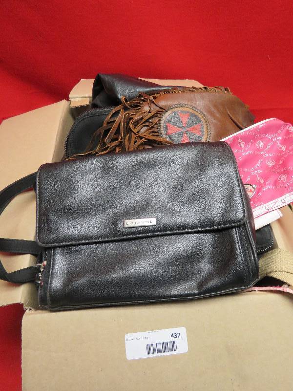 Purse lot