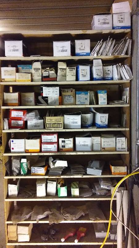 lot 1 image: Outlet Face Plates, galvanized, plastic, and painted