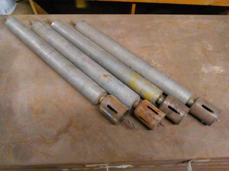 lot 25 image: 2.5 inch Bore-Holers, 27 inches� long (4)