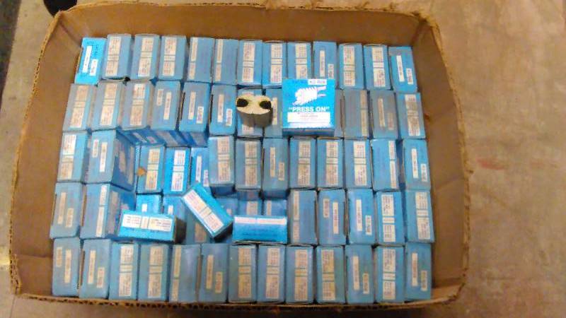 lot 90 image: Teledyne Compression Connector  Clamp approx. 125 Model C11160