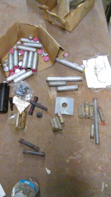 lot 100 image: Misc. Electrical Supplies