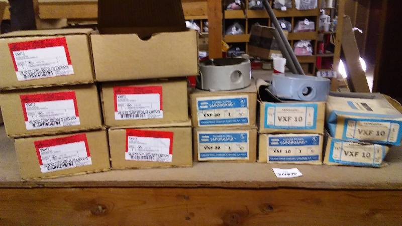 lot 239 image: Globe adapters, Vapor Lighting Fixtures (14)