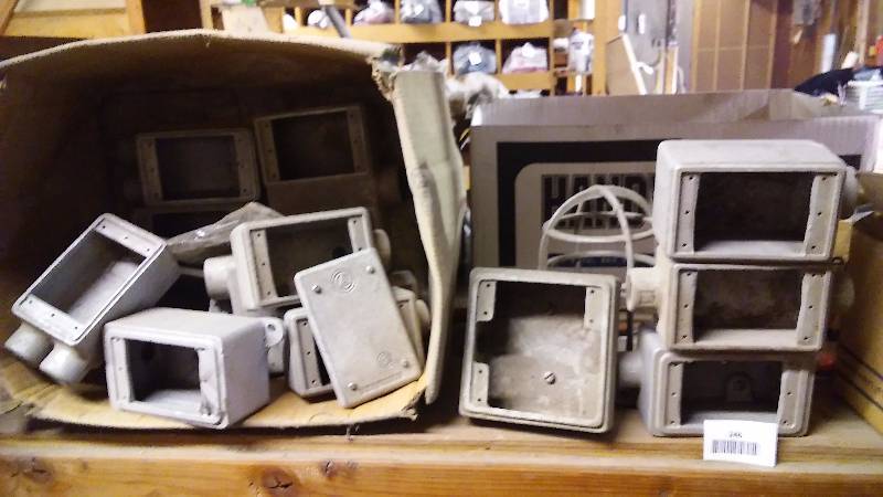 lot 246 image: Explosion Proof Cast Box Variety (16)