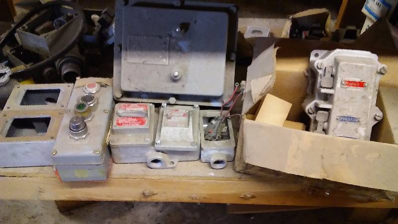 lot 249 image: Commercial Overhead Door Switches (5 sets)
