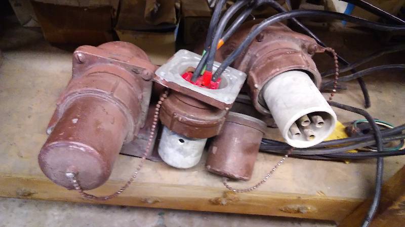 lot 250 image: Commerical Wiring Harness