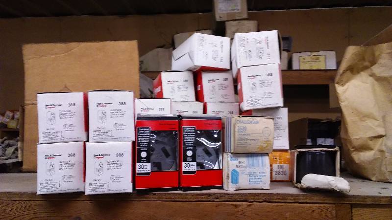 lot 269 image: 230 Volt Wall Receptacles  Range Receptacles