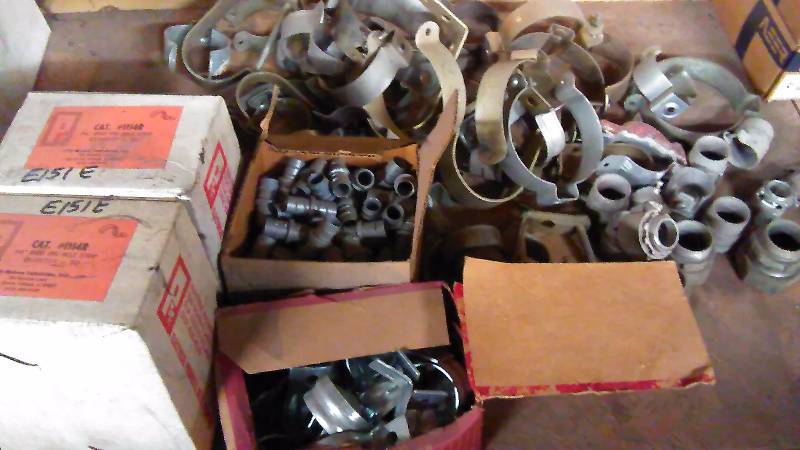 lot 359 image: 1� inch Rigid one hole straps 50 ct. (2) and more