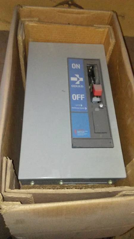 lot 418 image: Electrical Panel Box Model Unitized Combination Starter with AMP Shield, usable disconnect switch