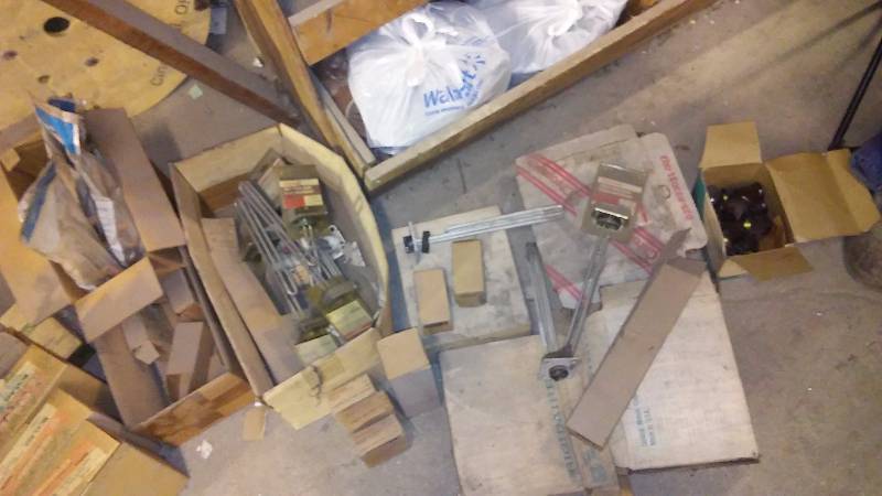 lot 439 image: Stove and water Heater Elements and more