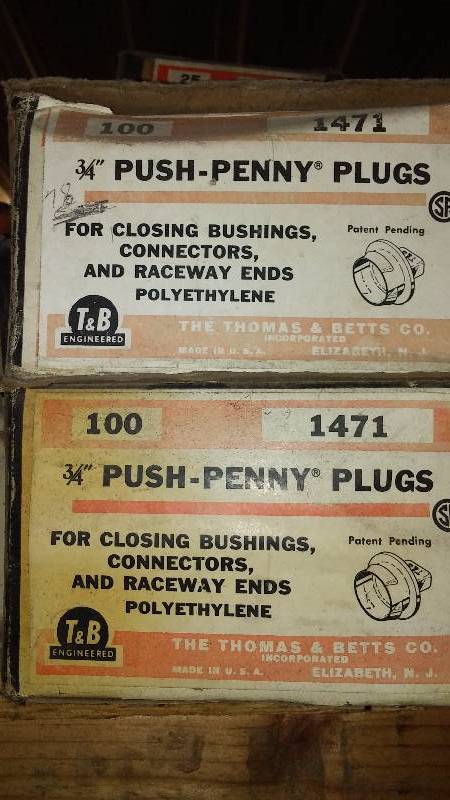 lot 440 image: Push-Penney Plugs and Screw Type Coupler plus more