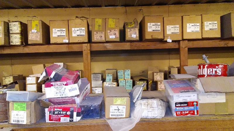 lot 447 image: Ramset Anchors (34 x 5 �), Cement Screws, Stud Wedge