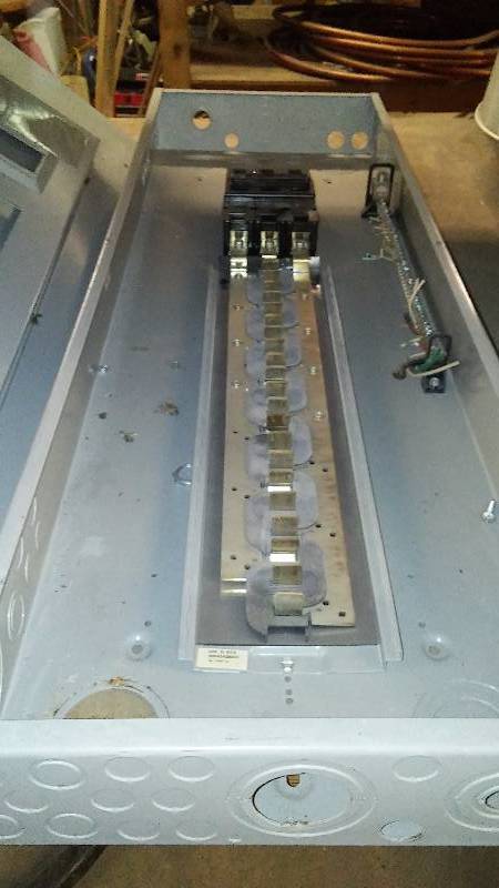 lot 487 image: Used 3 Phase Panel Box