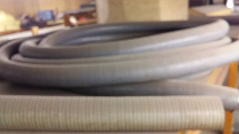 lot 499 image: 1 12 Inch Liquid Tight - Rubber wrapped conduit, various sizes and lengths, Seal Tight