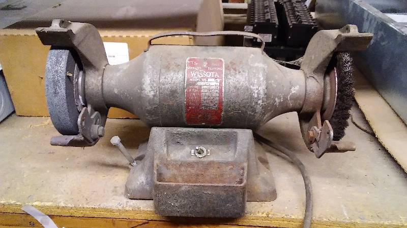 lot 527 image: Grinder  Wire Brush by Wissota tested and works