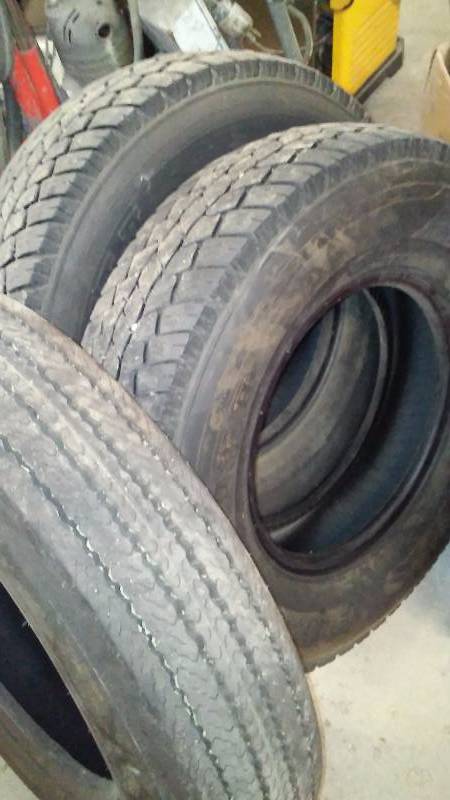 lot 557 image: Tires (8) See pictures for details