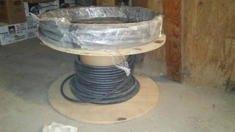 lot 560 image: Spools of Wire (2)