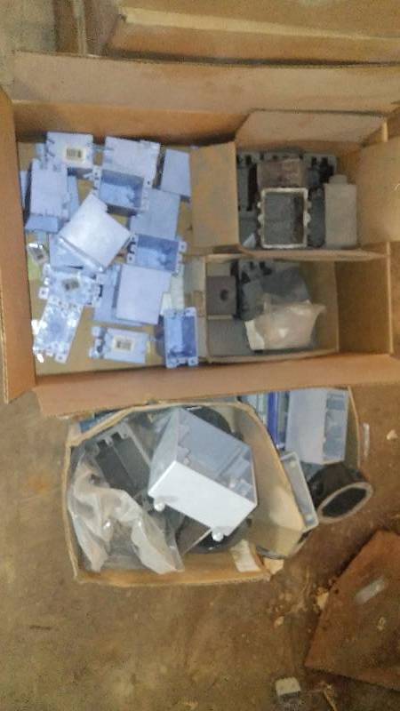 lot 569 image: Misc. Gang Boxes � See Pictures