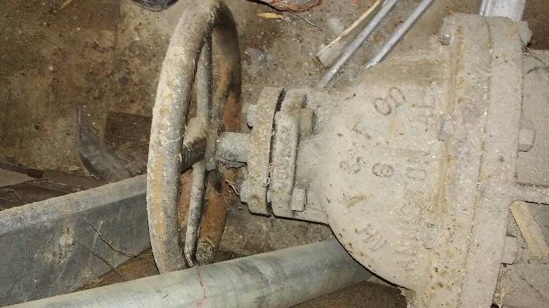 lot 584 image: Water Main Shut Off � 6 inch