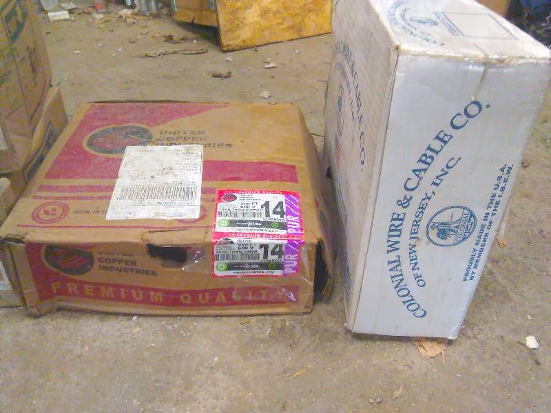 lot 615 image: Wire 14 Solid, 2000 ft. each Purple and Brown