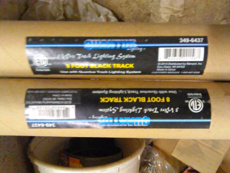 lot 637 image: 8 Ft. Black Lighting Track by Quantus (2)