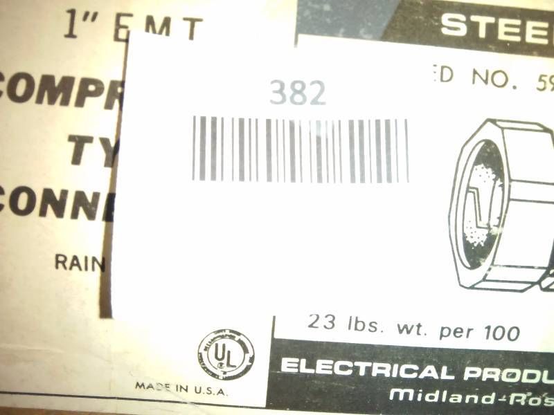 lot 382 image: 1 Inch E.M.T. Connector Compression Type (200)