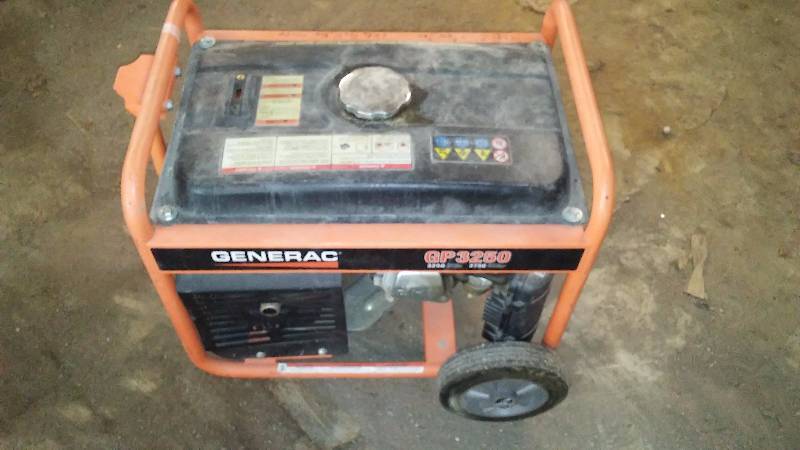 lot 657 image: Generator, Generac GP3250, 3750 Watts