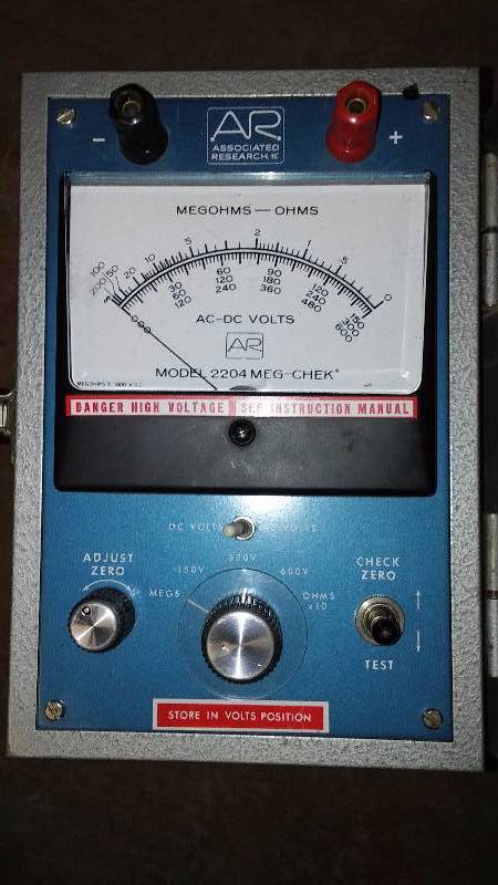 lot 681 image: Vintage Meg-Chek Volt Meter, by Associated Research Inc., Model 220 Serial 1718