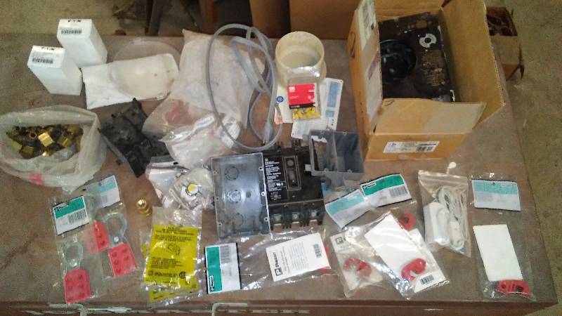 lot 685 image: Timers, Controllers, Transmitter boards and more