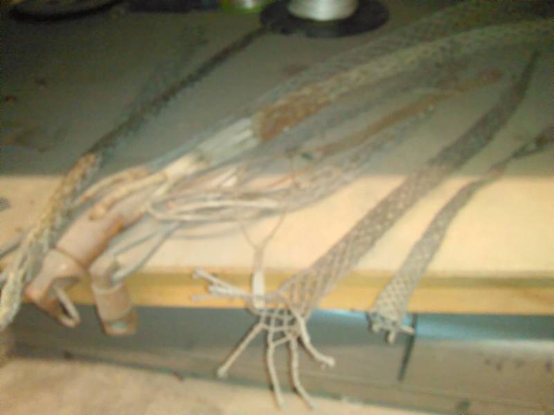 lot 774 image: Cable Plow  Sneaker Cable and Pipe Grabbers