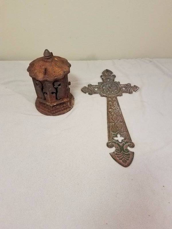 Rustic Cast Dcor