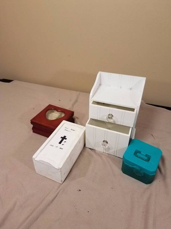 Jewelry Box Lot