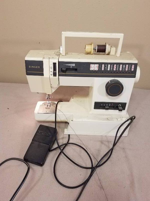 Singer Sewing Machine